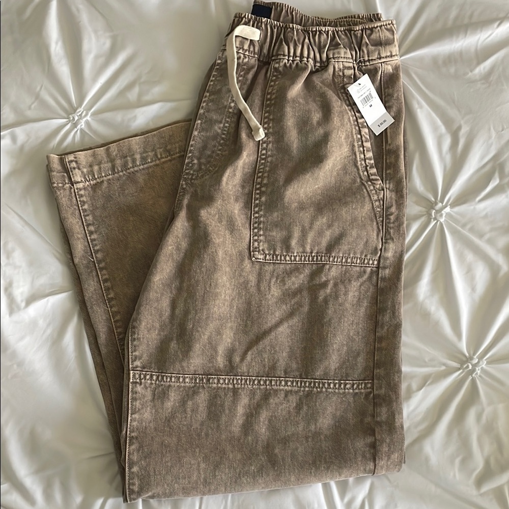 GAP Tan Cargo Pants with Elastic Waistband
